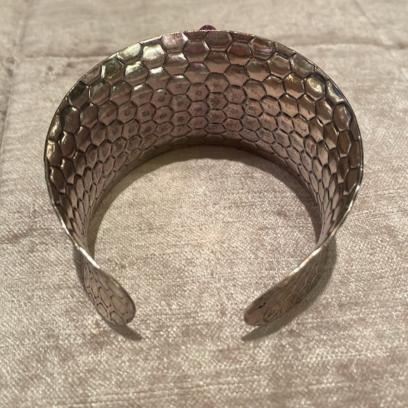 Silver Honeycomb Cuff 6-9” - Picture 3 of 8